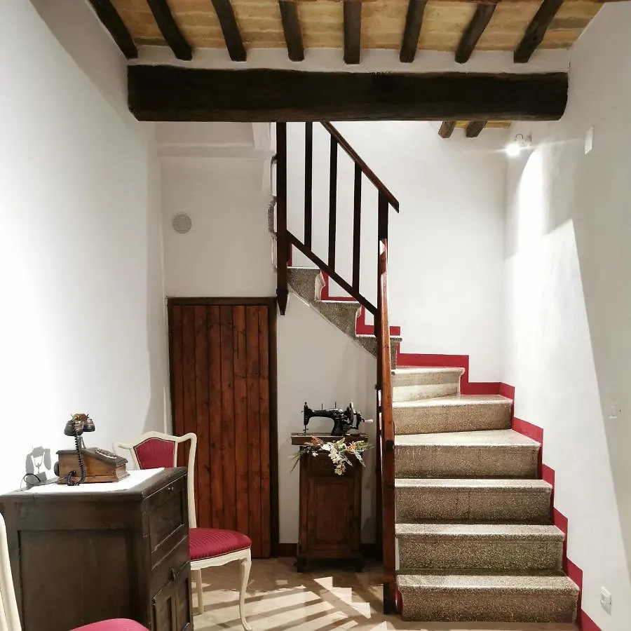 Apartment Otello Guest House Montalcino Italy